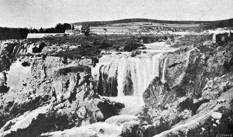 La cascada del Hundimiento de Ruidera en los años 30
